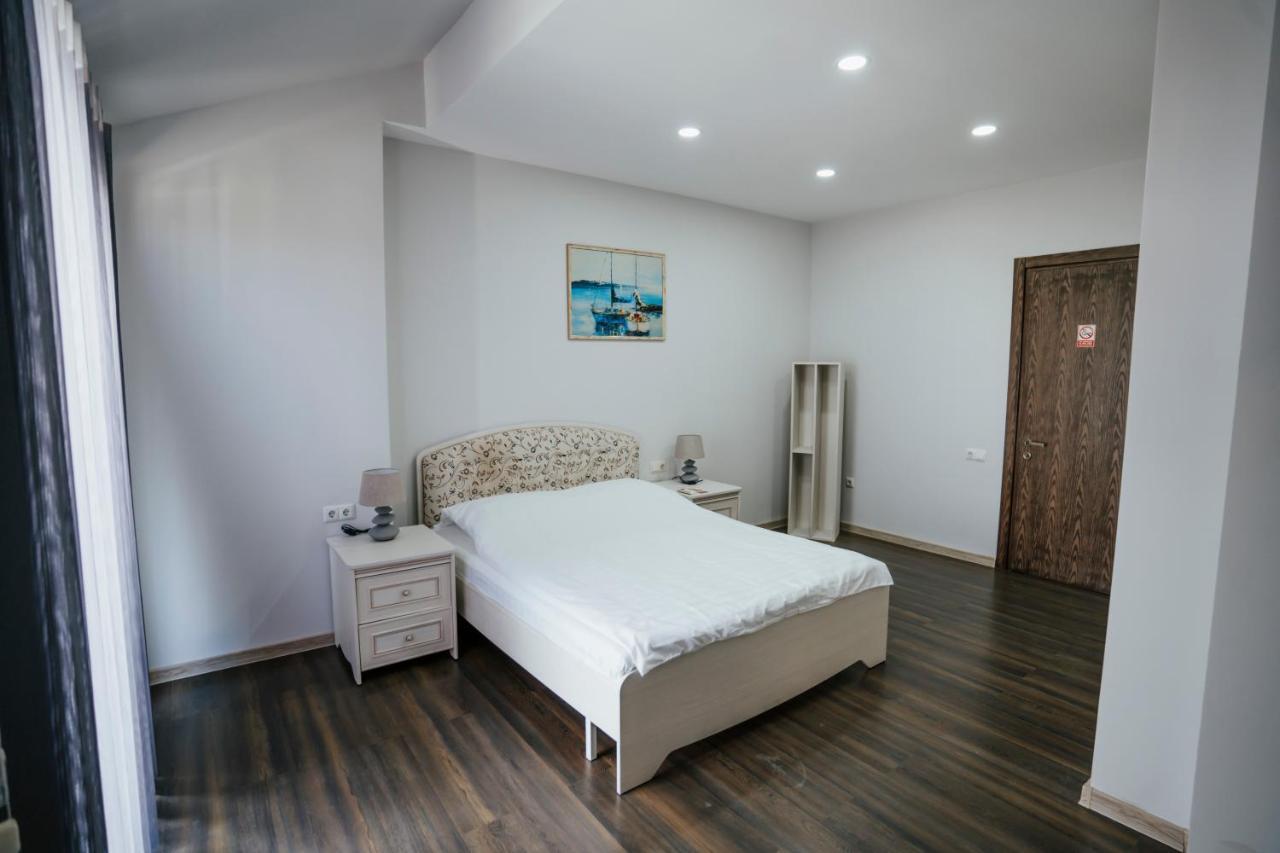 West Apart Hotel Batumi Luaran gambar